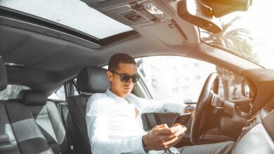 top-driving-distractions-that-lead-to-car-accidents