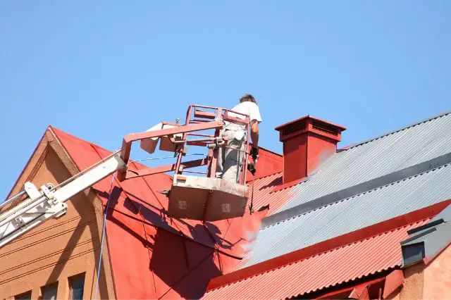 is-roof-coating-a-good-idea-considering-the-benefits-and-prospects