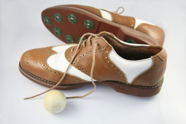 best-luxury-golf-shoes