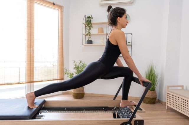 beginners-guide-to-pilates-reformer-beds